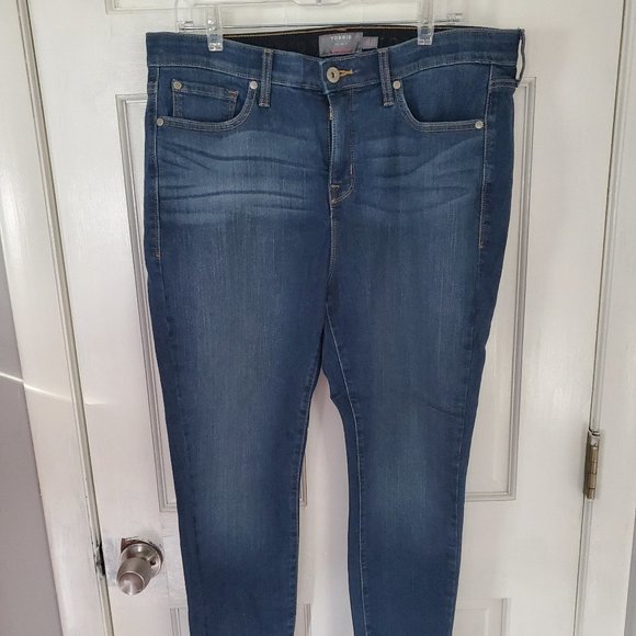 torrid Pants - Torrid EUC Women's Plus Size 18 Short Sky High Skinny Premium Stretch Dark Jean